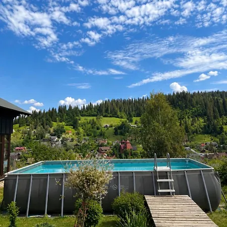 з неймовірними краєвидами, карпатський чан Dream, чан джакузі Guest house Slavske