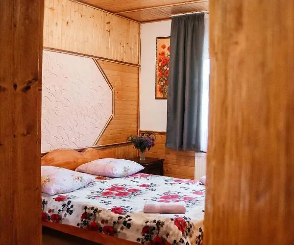 з неймовірними краєвидами, карпатський чан Dream, чан джакузі Slavske