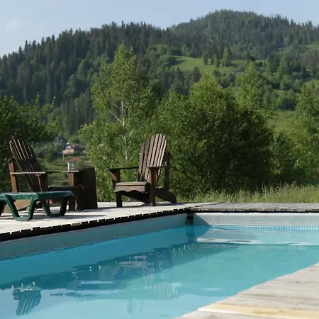 з неймовірними краєвидами, карпатський чан Dream, чан джакузі Guest house Slavske